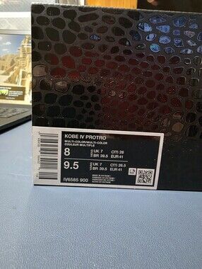 Nike Kobe IV Protro "Draft Pack, Brand New Release, Size 8m, Unopened.
